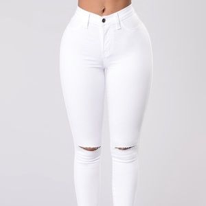 white fashion nova skinny jeans